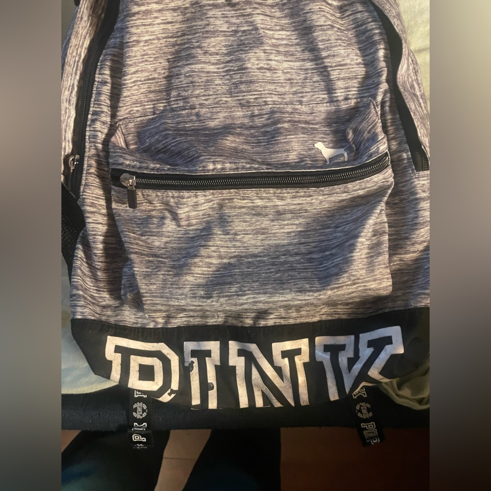 Pink backpack - Picture 2 of 5